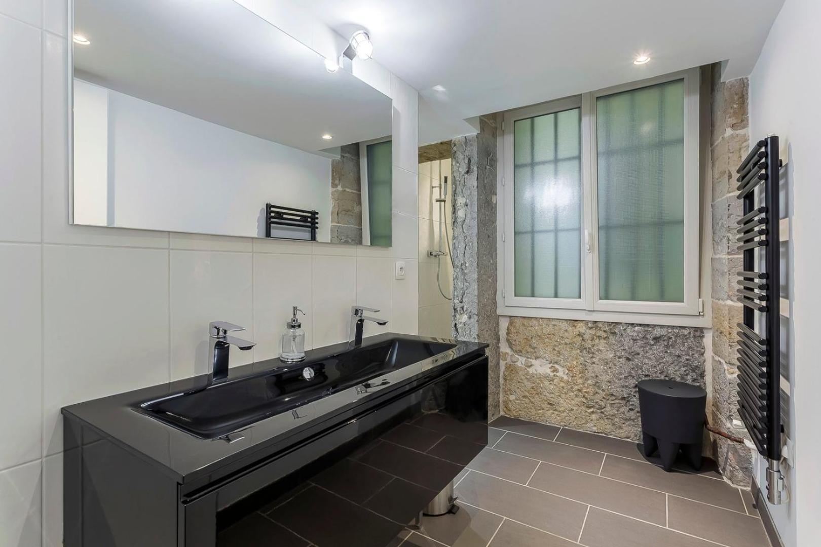 Charlie-Meublee Haut De Gamme-Duplex-260M2-Lyon 1 المظهر الخارجي الصورة