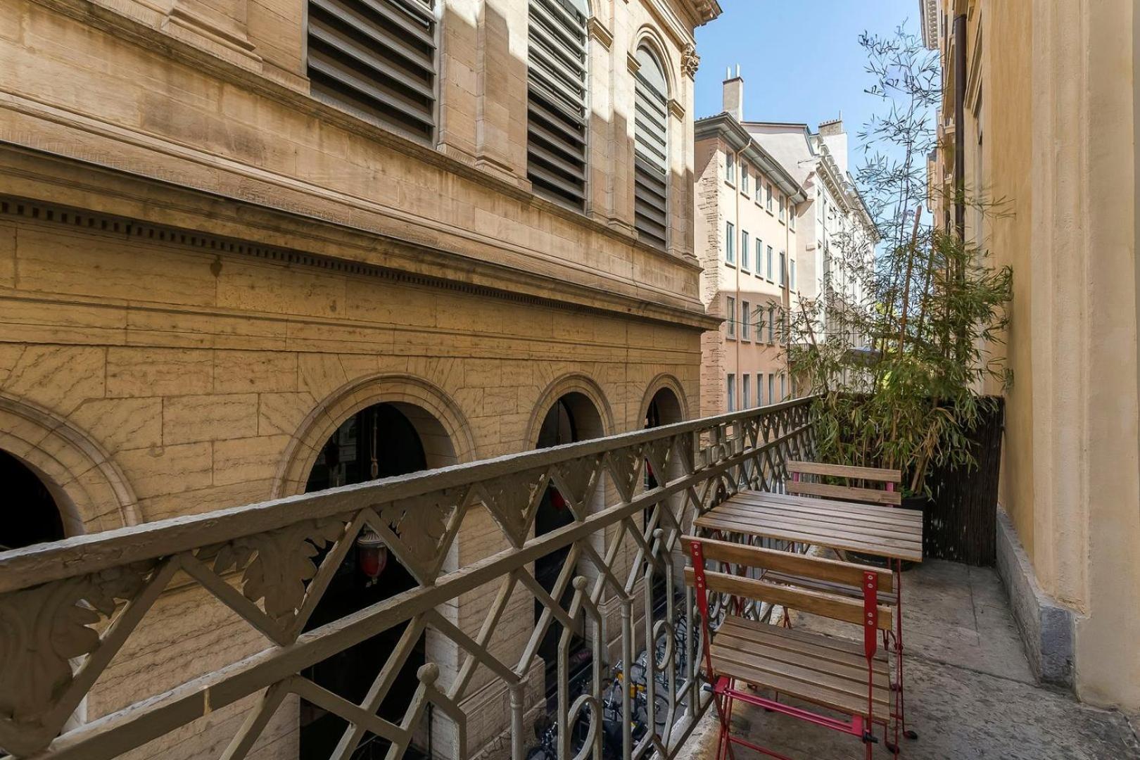 Charlie-Meublee Haut De Gamme-Duplex-260M2-Lyon 1 المظهر الخارجي الصورة
